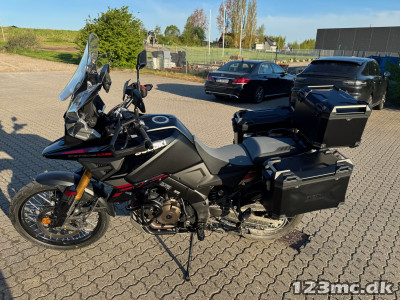 Suzuki DL 1050 DE V-Strom Adventure