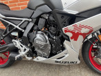 2025 Suzuki GSX-8R
