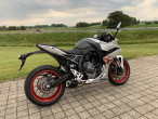 2025 Suzuki GSX-8R