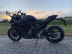 2025 Suzuki GSX-8R