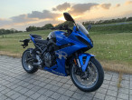 2025 Suzuki GSX-8R