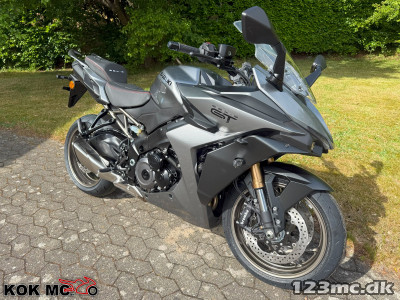 Suzuki GSXS 1000 GT