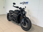2025 Triumph Rocket 3 R