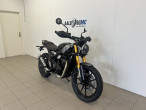 2025 Triumph Scrambler 400 X