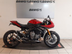 Triumph Speed Triple 1200 RR Triumph Speed Triple 1200 RR