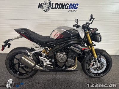 Triumph Speed Triple 1200 RS Granite / Diablo Red