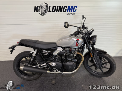 Triumph Speed Twin 900 900 Aluminium Silver/Carnival Red/Jet Black