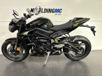 2025 Triumph Street Triple RS