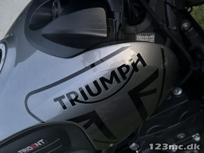 Triumph Trident 660