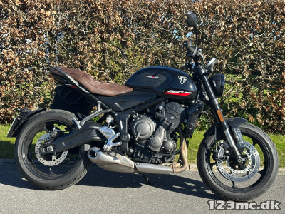 Triumph Trident