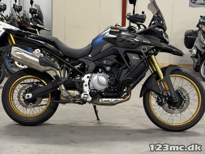 Voge DS 900 X