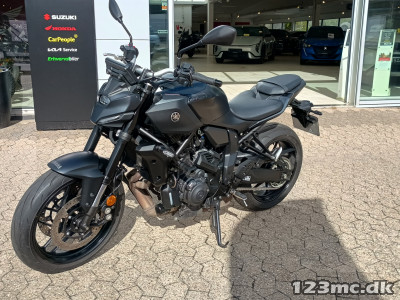 Yamaha MT-07 Y-AMT Street