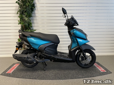 Yamaha RayZR 125 - Matt Cyan