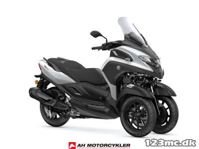 Yamaha Tricity 300 Milky White