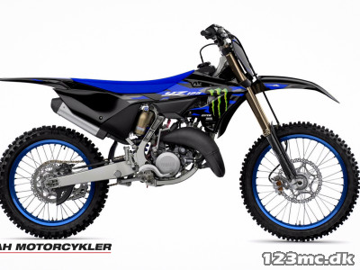 Yamaha YZ 125 Monster Energy Yamaha Racing Edition