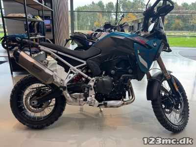 BMW F 900 GS Enduros / Supermotor