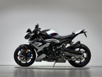 2026 BMW M 1000 R
