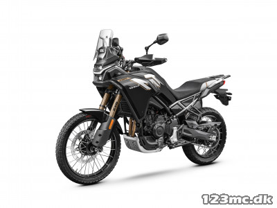 CFMOTO 450 MT