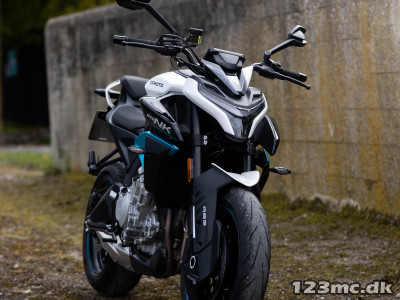 CFMOTO 675 NK Street