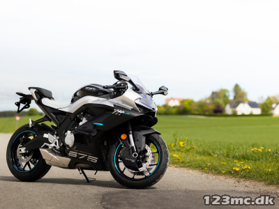 CFMOTO 675 SR-R