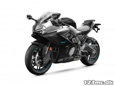 CFMOTO 675 SR-R