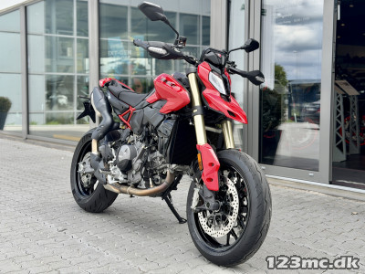 Ducati Hypermotard V2