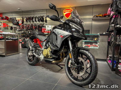 Ducati Multistrada V4 S Radar