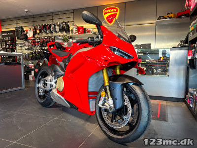 Ducati Panigale V4 S