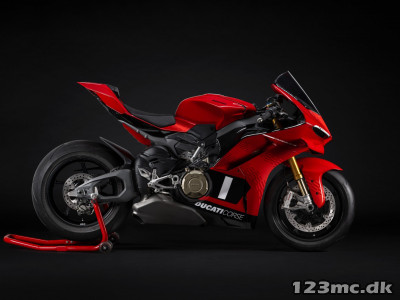 Ducati Panigale V4 S Corse