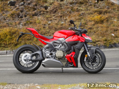 Ducati Streetfighter V4