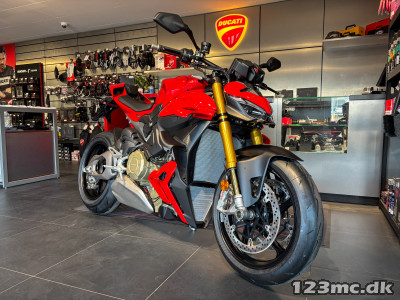 Ducati Streetfighter V4 S