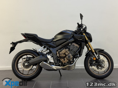 Honda CB 650 R E-Clutch