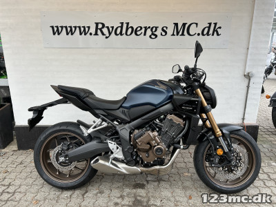 Honda CB 650 R E-Clutch