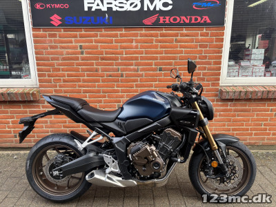 Honda CB 650 R E-Clutch