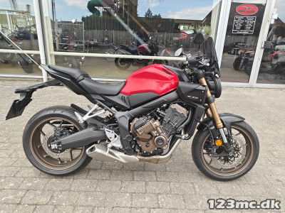 Honda CB 650 RC