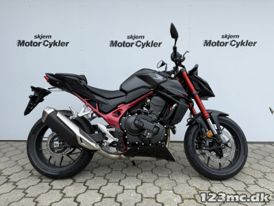 Honda CB 750 Hornet E-Clutch