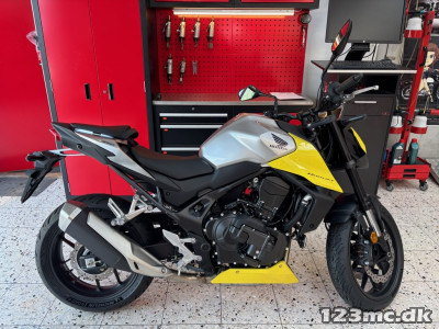 Honda CB 750 Hornet E-Clutch