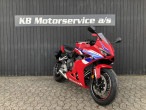 2026 Honda CBR 650 R E-Clutch