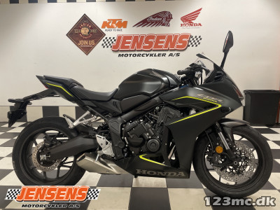 Honda CBR 650 R E-Clutch