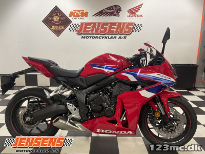 Honda CBR 650 R E-Clutch