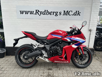 Honda CBR 650 R E-Clutch