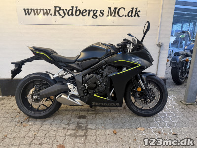Honda CBR 650 R E-Clutch