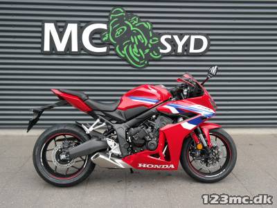 Honda CBR 650 RC MC-SYD BYTTER GERNE  5 ÅRS FABRIKS GARANTI