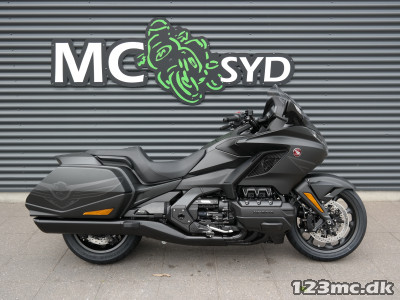 Honda GL 1800 Gold Wing MC-SYD       BYTTER GERNE