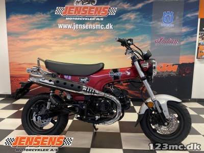 Honda ST 125 Dax