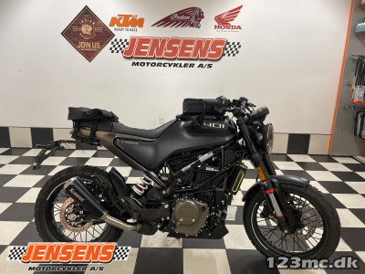 Husqvarna Svartpilen 401