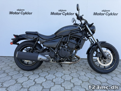 Kawasaki Eliminator 500