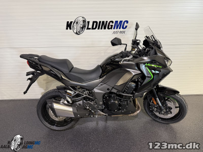 Kawasaki Versys 1100 GY1 Grå