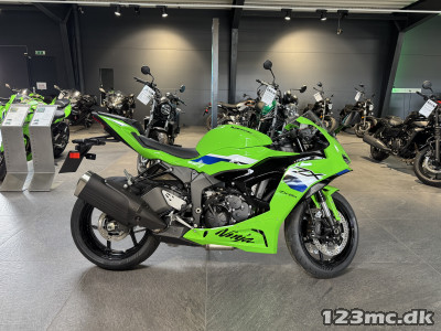 Kawasaki ZX6R