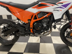 2026 KTM 390 SMC R